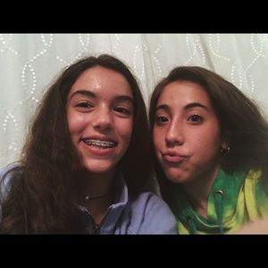 Meet your Posher, Julia